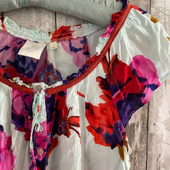 E By eloise floral short sleeve blouse M - Picture 5 of 6